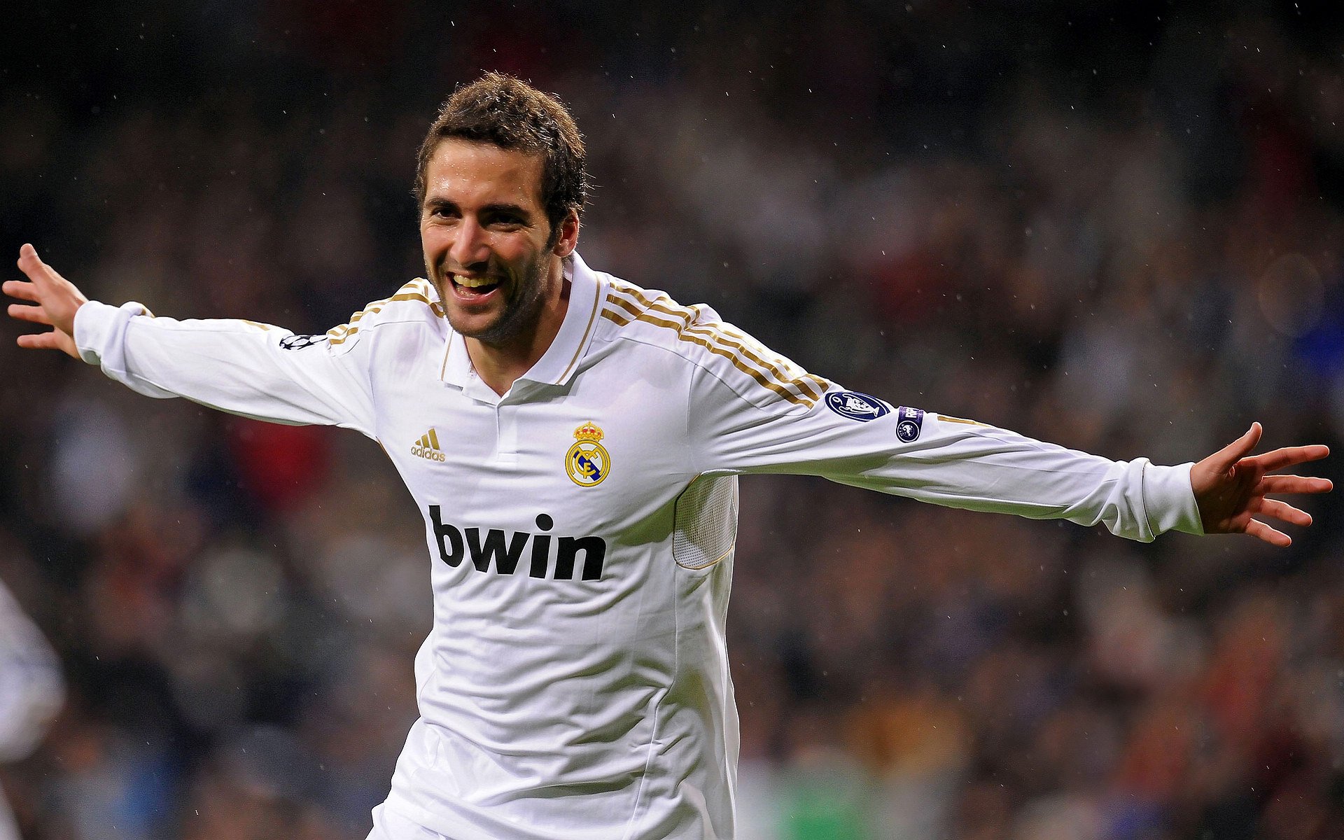 足球大事回顾:过去十年世俱杯经典瞬间,历年世俱杯